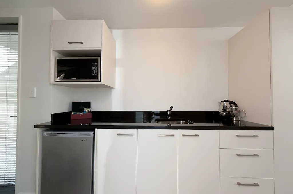 Bellano Motel Suites Christchurch 5*,