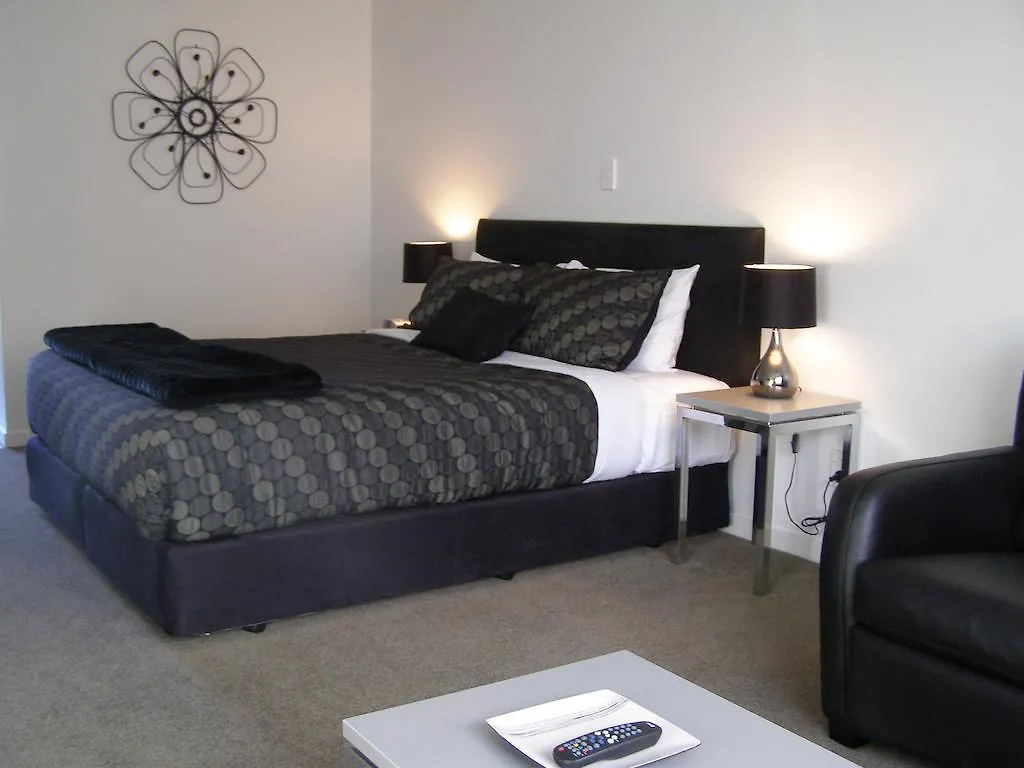 Bellano Motel Suites Christchurch 5*,